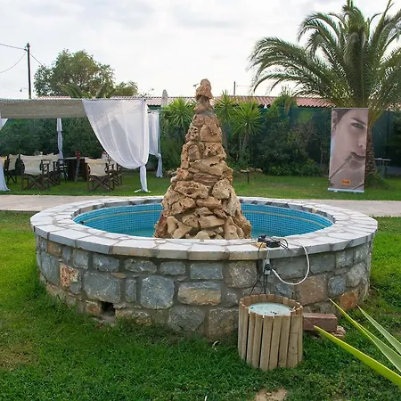 Hotel apartamentowy Land Of Gods Gythio