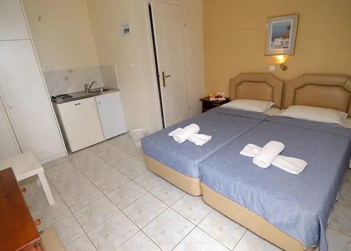 מלון דירות Land Of Gods גיתיו