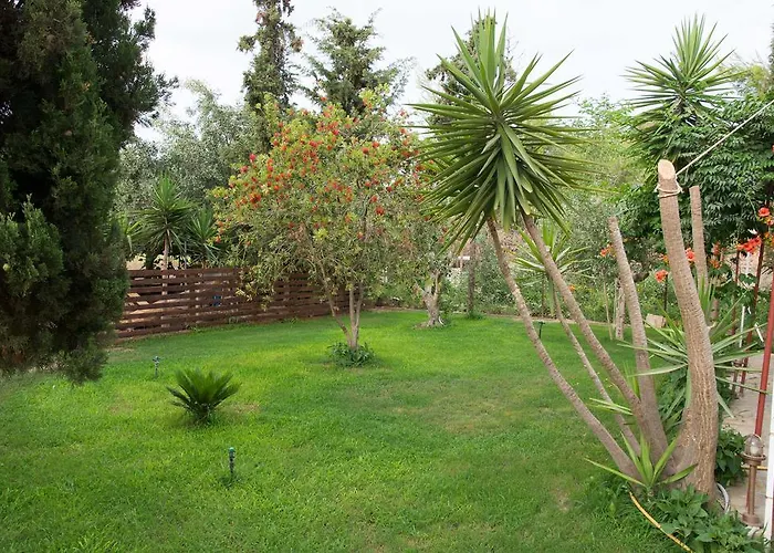 Land Of Gods Appart hôtel 3*