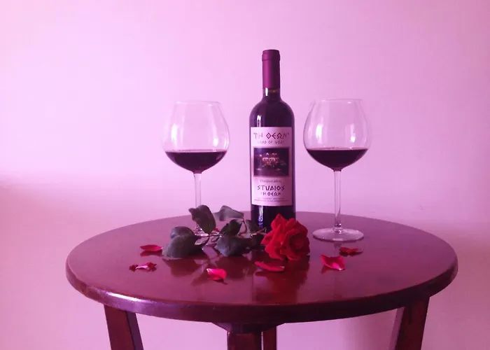 Land Of Gods Appart hôtel Gythio